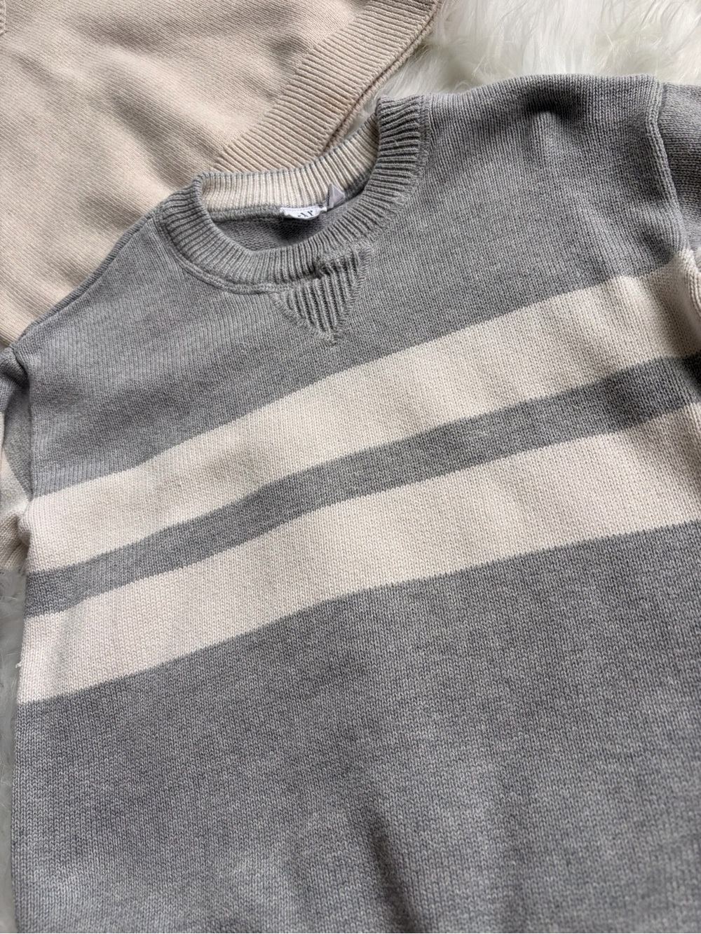 Gap Kids Cozy Cotton Knit Sweater Bundle - Picture 4 of 8